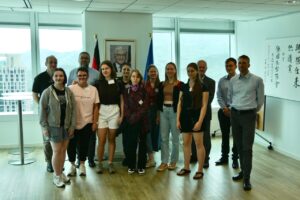 Gruppenfoto in der Deutschen Vertretung Taiwan